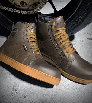Akito Boots