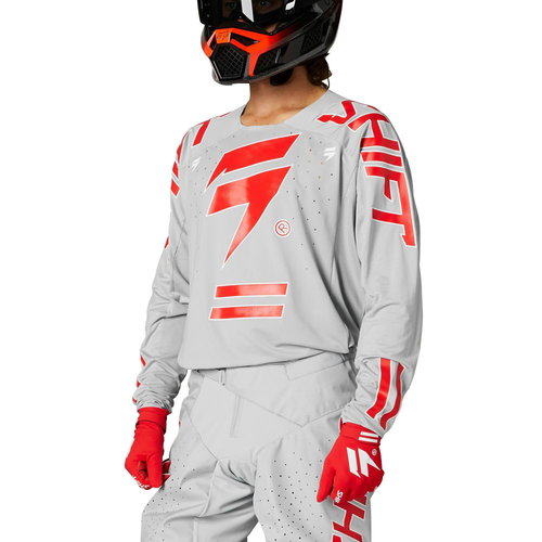 Shift Black Label King Jersey Grey Red Size: Mens UK - M