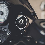 Moto Satnav Silver