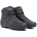 R04D Waterproof Lady Boots Black