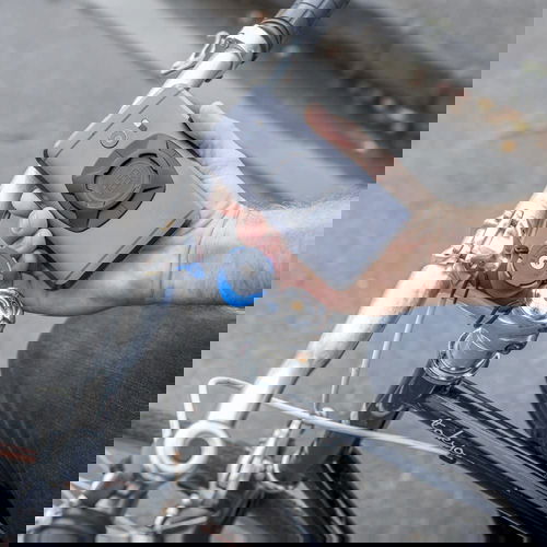 Quad Lock Universal Adaptor V3