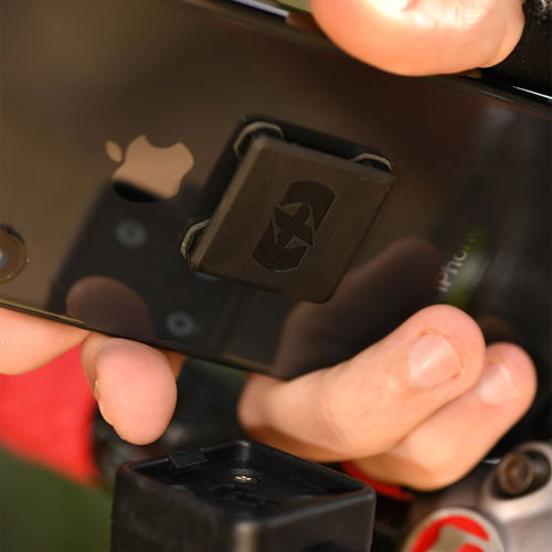 Oxford Products CLIQR Spare Device Adaptor in Use                                                                                                                                                                                                              