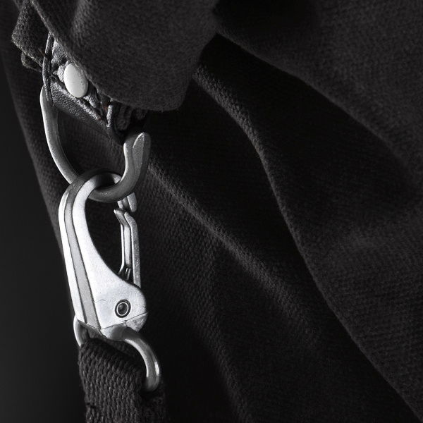 Oxford Products Heritage Black 40ltr Motorcycle Panniers Clasp                                                                                                                                                                                                 